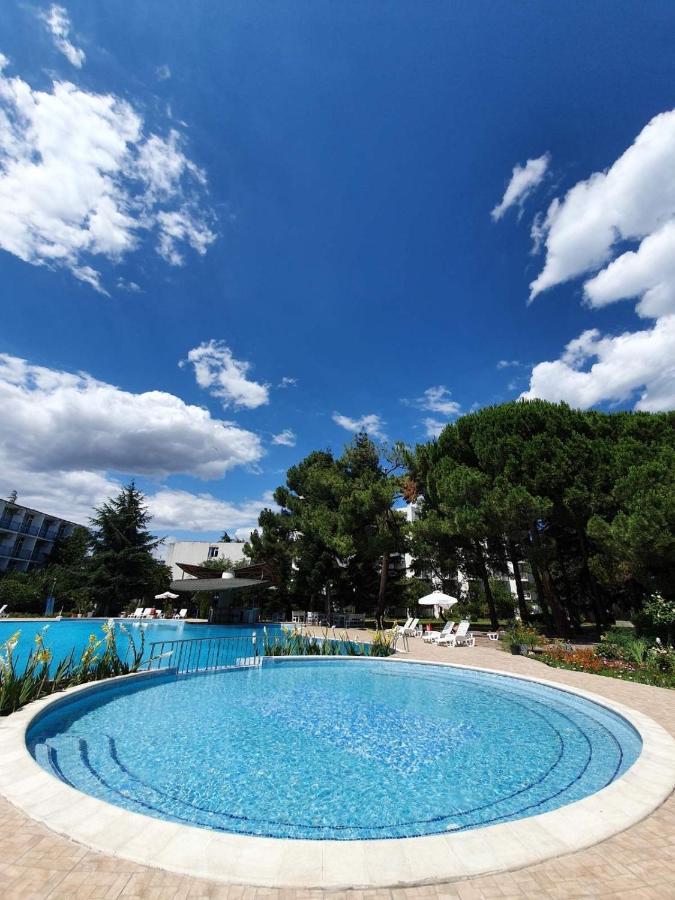 Balaton Hotel Sunny Beach Exterior foto